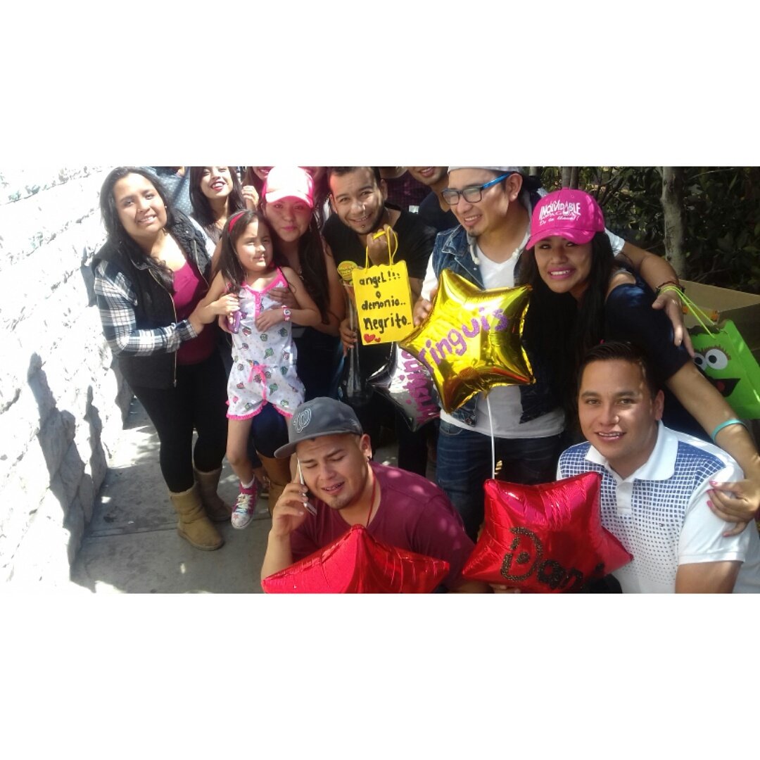 airi_almada's tweet photo. Enserio Ya Un Año.?!😭😍
Es Mas Que Lo Mejor,Mas Que Un Placer Ser Su Fan!💕
#YoSoyInolviFan💙 @agua_delallave Gracias! https://t.co/9ZOb0n4Yjg