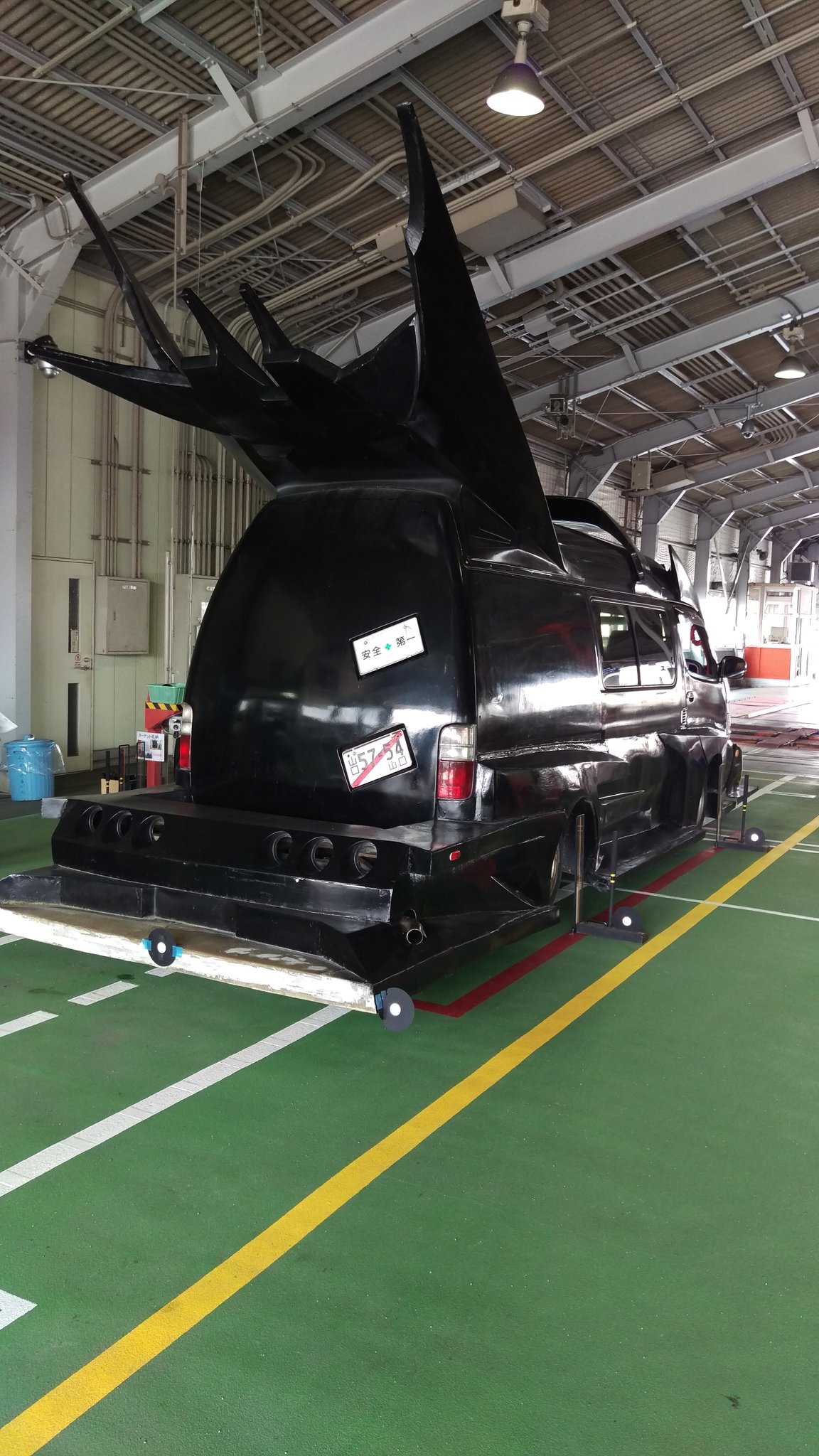 まおちゃん バニングはこのままでも車検通るんだよ T Co Go85p7k7lj Twitter