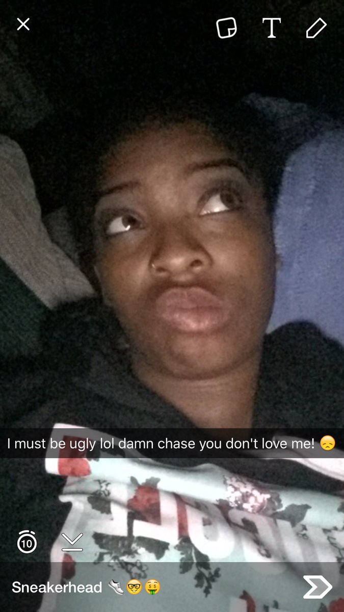 DonnaeAlina's tweet photo. lmao @Worth_The_CHASE mean mugged tf out of me y'all! he don't love me 😞 😂😂 xoxo I love you Sneakerhead 💘😛 https://t.co/hxcsvwxhfX