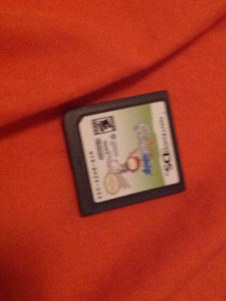 Hunter_Is_Back's tweet photo. Hey guys a DSi pack for sale :D price ranges around 
$45-$50 pm me for offers pics below https://t.co/2AQRuAHOHn
