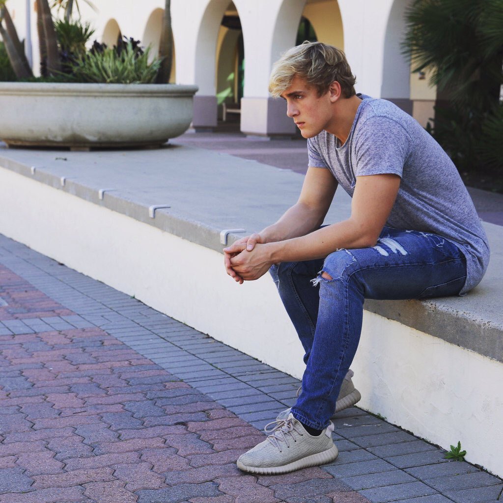 ijakepaul's tweet photo. I got this https://t.co/OwjaE1wdig