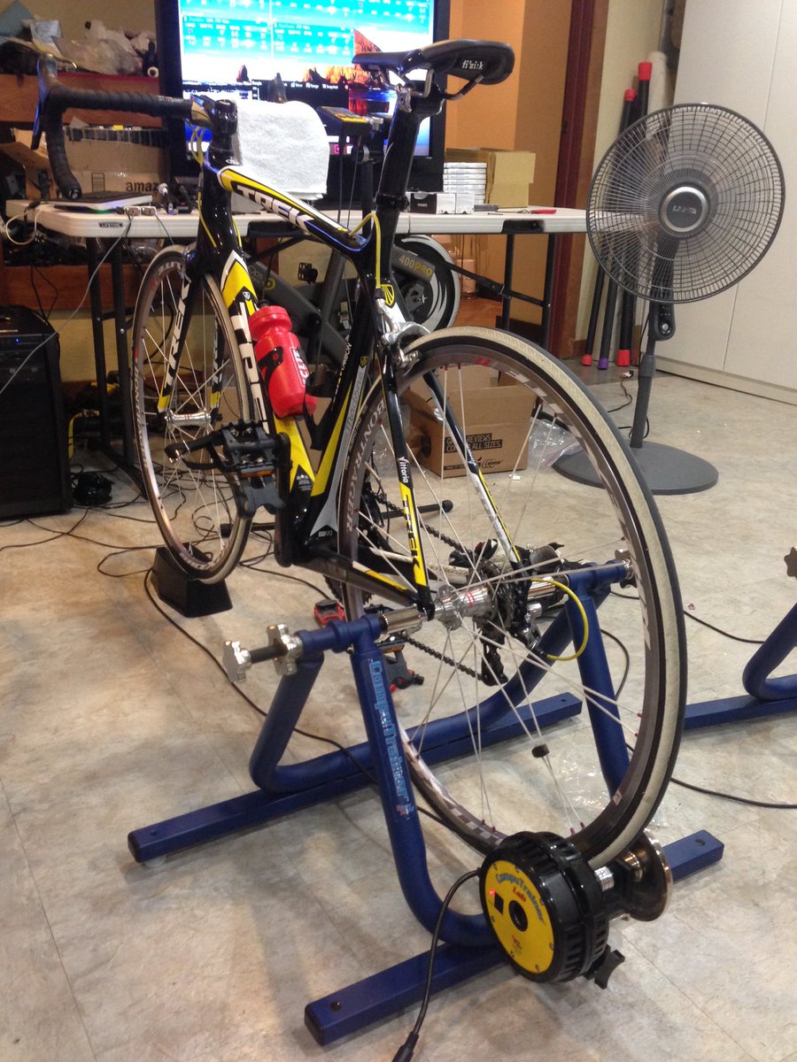 Danylo_Proskura's tweet photo. Technology to the masses through the https://t.co/wE0tbnCnN2
#powertrainer #triathlon https://t.co/mgq8nBLgAW