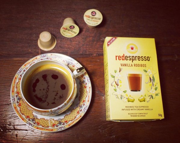 redespresso's tweet photo. Have you tried our deliciously creamy #vanillarooibos capsules yet? #nespressocompatible Photo: Diário do Chá https://t.co/zLWyUwTaWJ