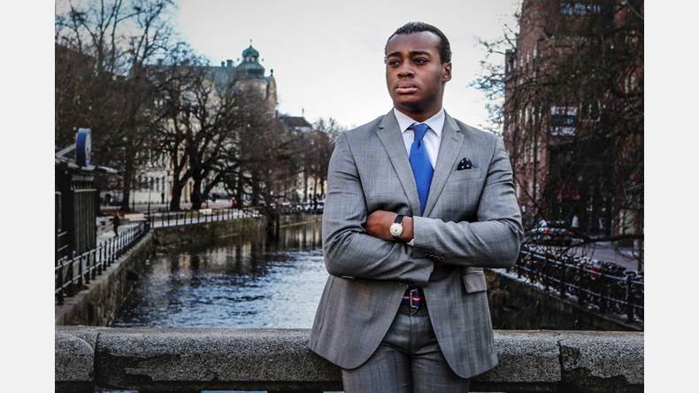 untse's tweet photo. @Alexander_B1 Bengtsson i UNT:s serie om hot mot politiker. "Har tappat räkningen" #svpol
https://t.co/UnusI5kzN9 https://t.co/Scw5m9yPOs