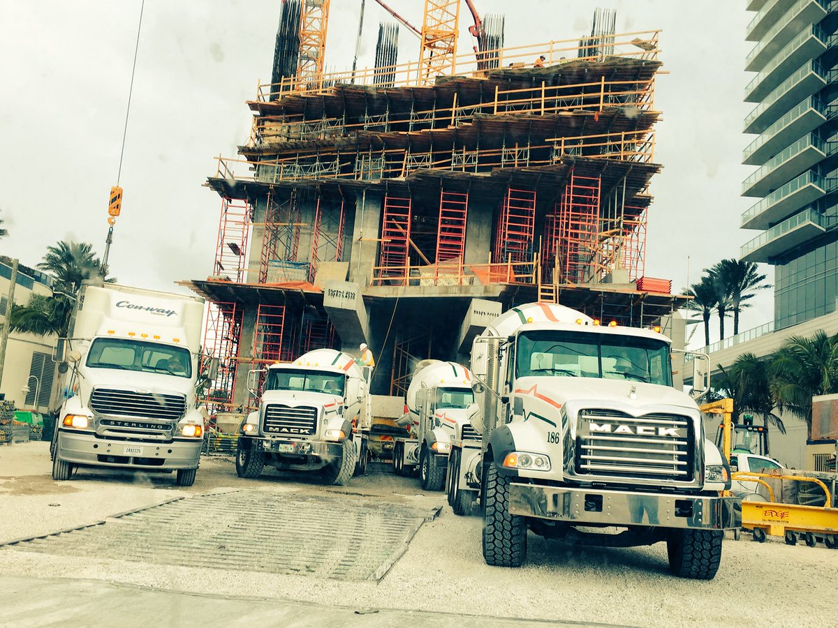 OticySocial's tweet photo. #NewDevelopment - Muse is starting to take shape here in #sunnyislesbeach -Get your piece of paradise! Contact us! https://t.co/Y4htQb9rHf