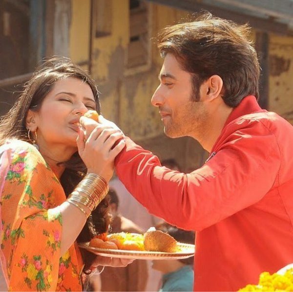 Actors Kratika and Sharad in Kasam, Rishi and Tanu in Kasam serial
