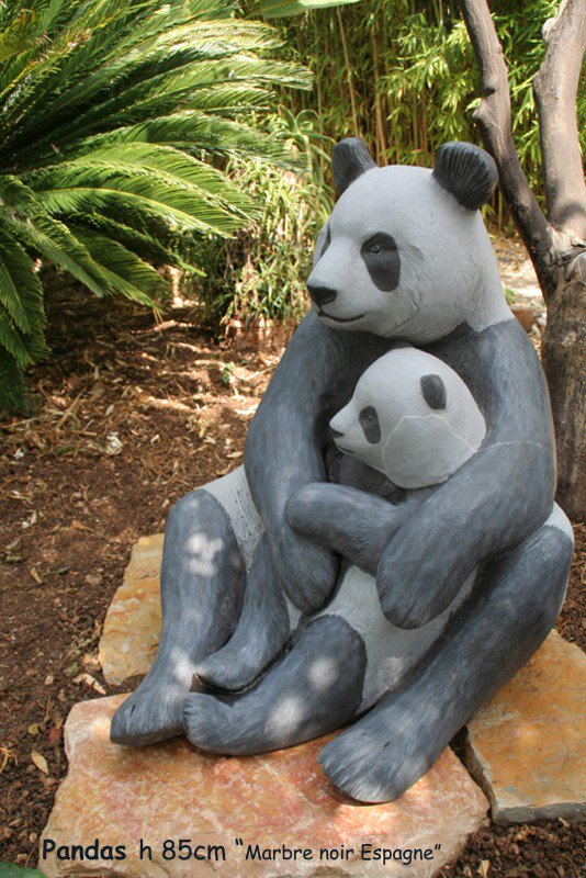 AugierEmmanuel's tweet photo. Bon Lundi  ! #pandas 
https://t.co/862nM4Uuzd https://t.co/SgV6IZDiJT