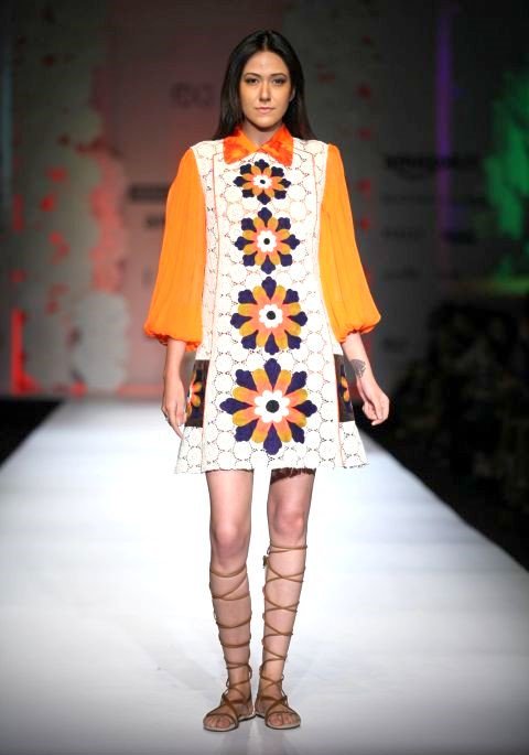 NevantaMedia's tweet photo. #TrendsforSummer by designers @HemantNandita @nishkalulla @AnandBhushan @tanvikedia and #TanviKedia
#Summerwardrobe https://t.co/hSpIodxIhH