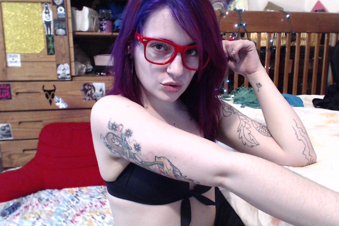 Pretty sure I'm the cutest thing ever on @realfreewebcams get cute with me later on! watch my feed for<a class="tags" target="_blank" title="On Twitter" href="/?out=eyJ0eXAiOiJKV1QiLCJhbGciOiJIUzUxMiJ9.eyJpYXQiOjE3MjU3NDU3NTIsImlzcyI6InR3cG9ybnN0YXJzLmNvbSIsIm5iZiI6MTcyNTc0NTc1MiwiZXhwIjoxNzU3MjgxNzUyLCJyZWRpcmVjdF91cmwiOiJodHRwczovL3R3aXR0ZXIuY29tL3JlYWxmcmVld2ViY2FtcyJ9.dPS_B6IheXHHueDFwCKHRuxXCbhuH14jFrznwCh3bJymd8bop7vxFe1lLE_iggQ_viyB7ulvXdLDFSYkKHov3Q">@realfreewebcams</a><a href="/tag/pervyprincess"class="tags"><span>#pervyprincess</span></a>