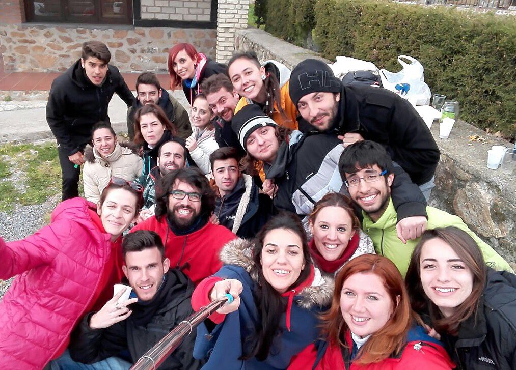 EvaAbelaira's tweet image. Salir de la rutina, reencuentros,pasar un gran día, conocer gente nueva, seguir aprendiendo... #Papirola