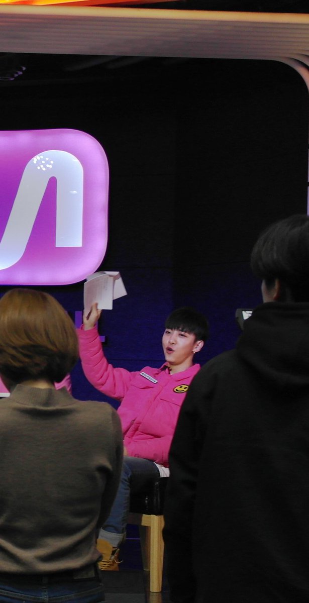 mnetacademy's tweet photo. #MwaveBAP #λ°©μ©κ΅ #BAP @BAP_Bangyongguk μ κΈ°μ κΈ°ν BAP μ©κ΅ κ΅°! 보컬/μ°κΈ° κ΅μ‘μ μ€μ¬ #MμμΉ΄λ°λ―Έ #Mμ½μνΈν μμ νΌμ³μ§λ #Mwave νμ₯μ
λλ€ ^^ https://t.co/JuAq6Qnyly