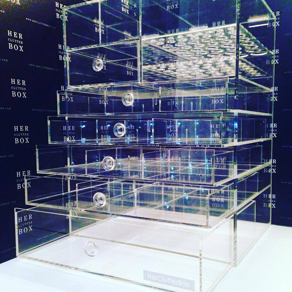 MadThatter10's tweet image. RT @herclutterbox: COMPETITION - WIN BEST SELLING 6 Drawer ClutterBox, RT+F to enter #competition #herclutterbox