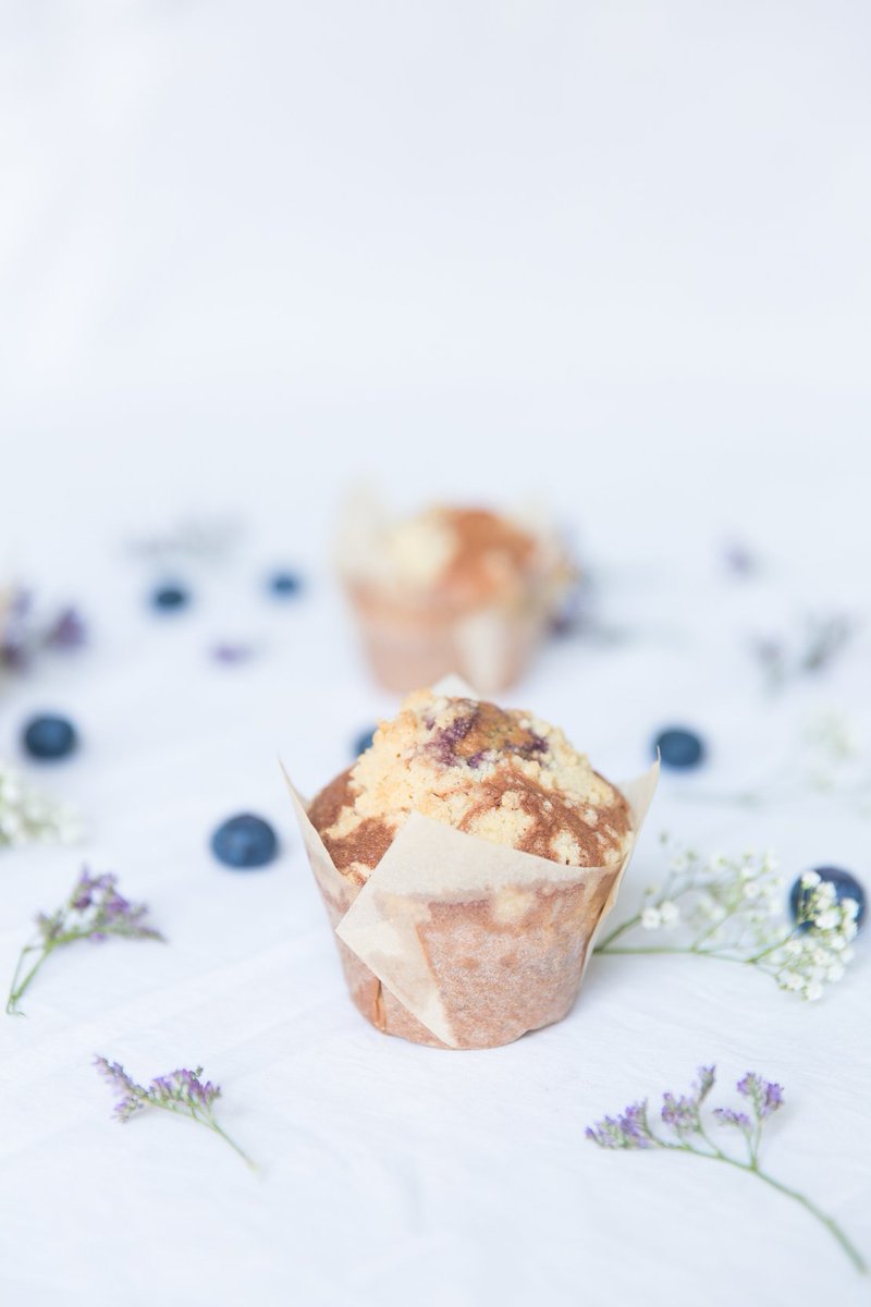 Dollyjessy's tweet photo. Ce matin sur le blog je vous propose de faire des muffins crumble aux myrtilles :) https://t.co/XbU8Q8uTU1 https://t.co/3yRyZRZThB