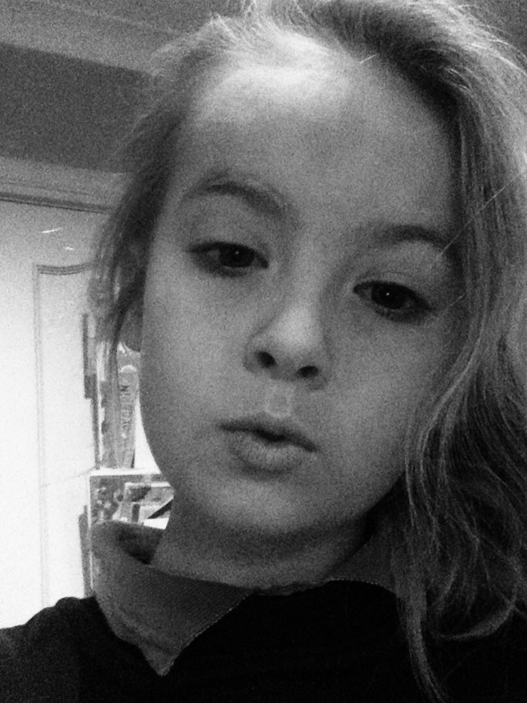 Ava Newport (ava_newport) Twitter