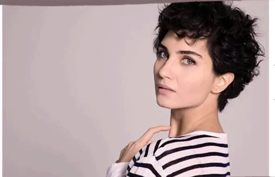Ma_tr5's tweet photo. #TubaBüyüküstün
عيونها..  😢 💓💓💓💓💓 https://t.co/726mmAcueh