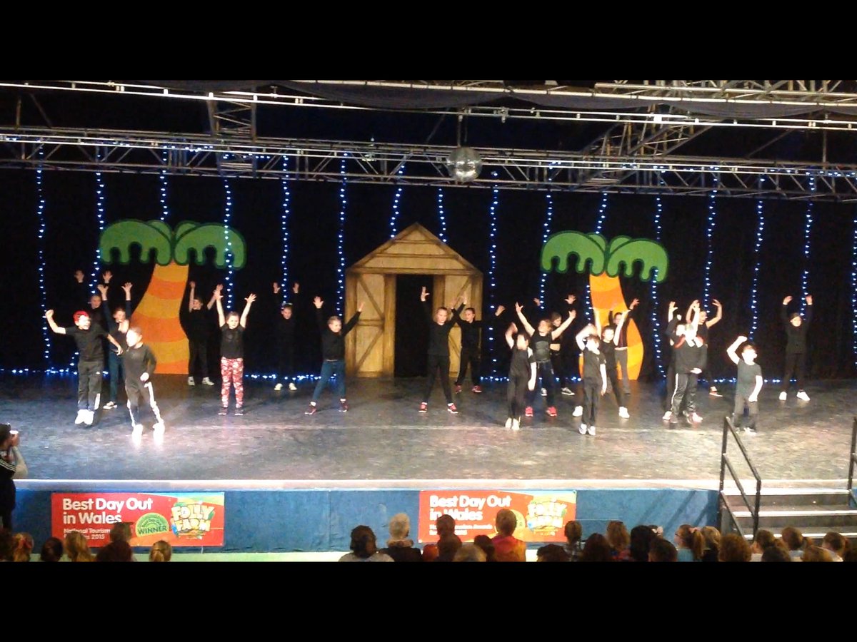 pePDCS's tweet photo. Awesome effort from @PDCSPrimary dance troop! You are looking at the next Diversity!!! #moves https://t.co/GrL9VW92LB