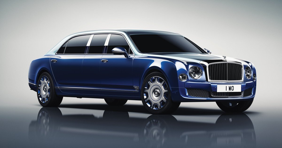 BentleyMotors's tweet photo. The Mulsanne Grand Limousine by Mulliner: A rare example of a modern coachbuilt car. https://t.co/EwNS1IEzGg https://t.co/pX1KAsQFZh
