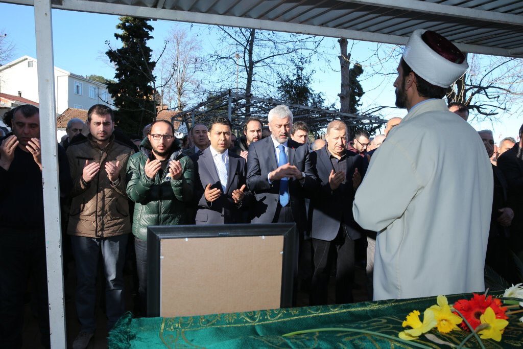 KAYMAKAMLIGI's tweet photo. Perşembe'mizin tanınmış esnaflarından Cemil Eyüboğlu'nu Hakka uğurladık. Allah rahmet eylesin. https://t.co/inc7WKRPGe