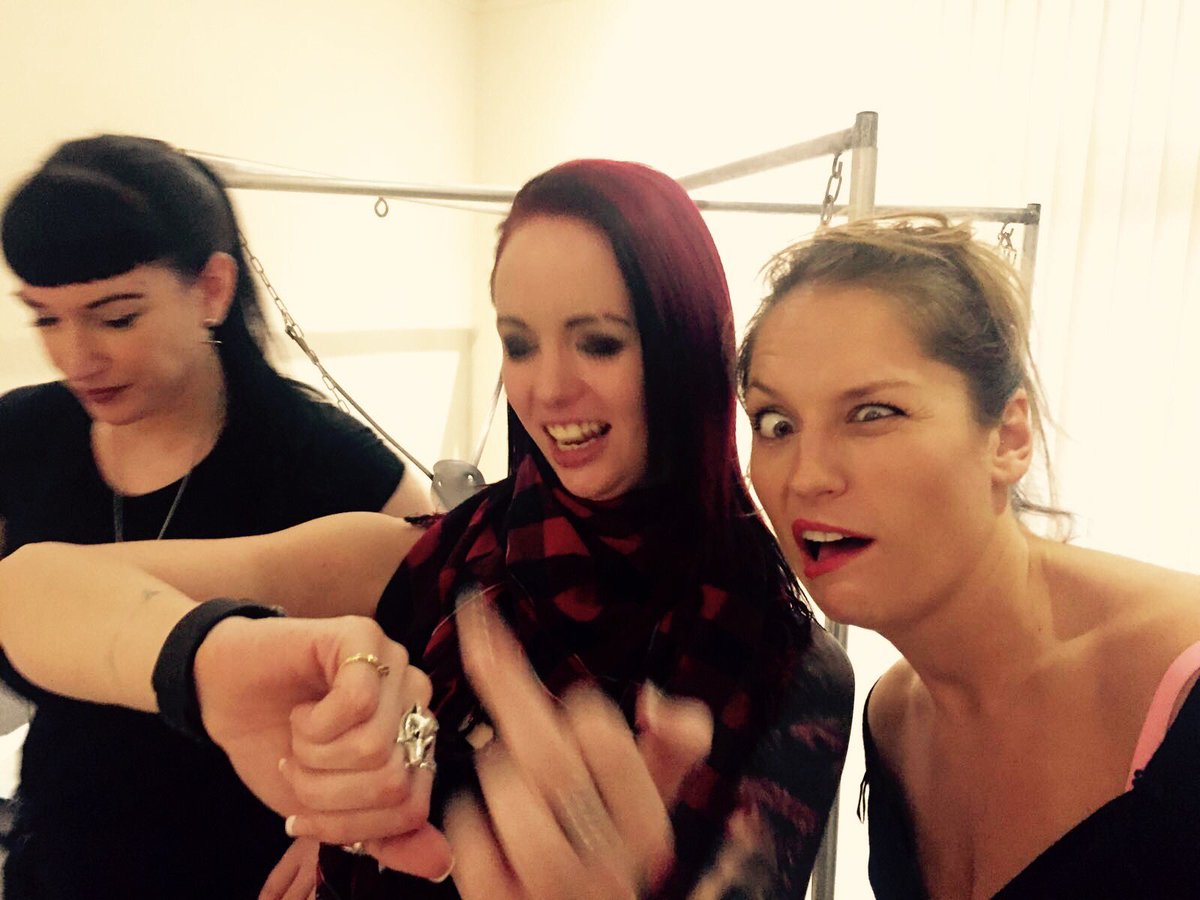 AnastaxiaDomina's tweet photo. @AleeraMistress's #AppleWatch has a #Mongface #raygun!
@Goddess_Cleo https://t.co/a1SedFJ9pk