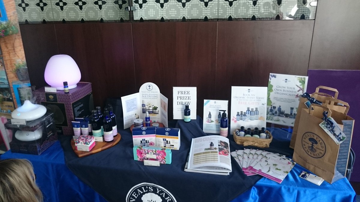 Guided_Light's tweet photo. Having a fab time at the @nyrorganicuk #NYROSpringConference Lovely people, ethical business! #PeopleHelpingPeople https://t.co/Weyi0nGe8S