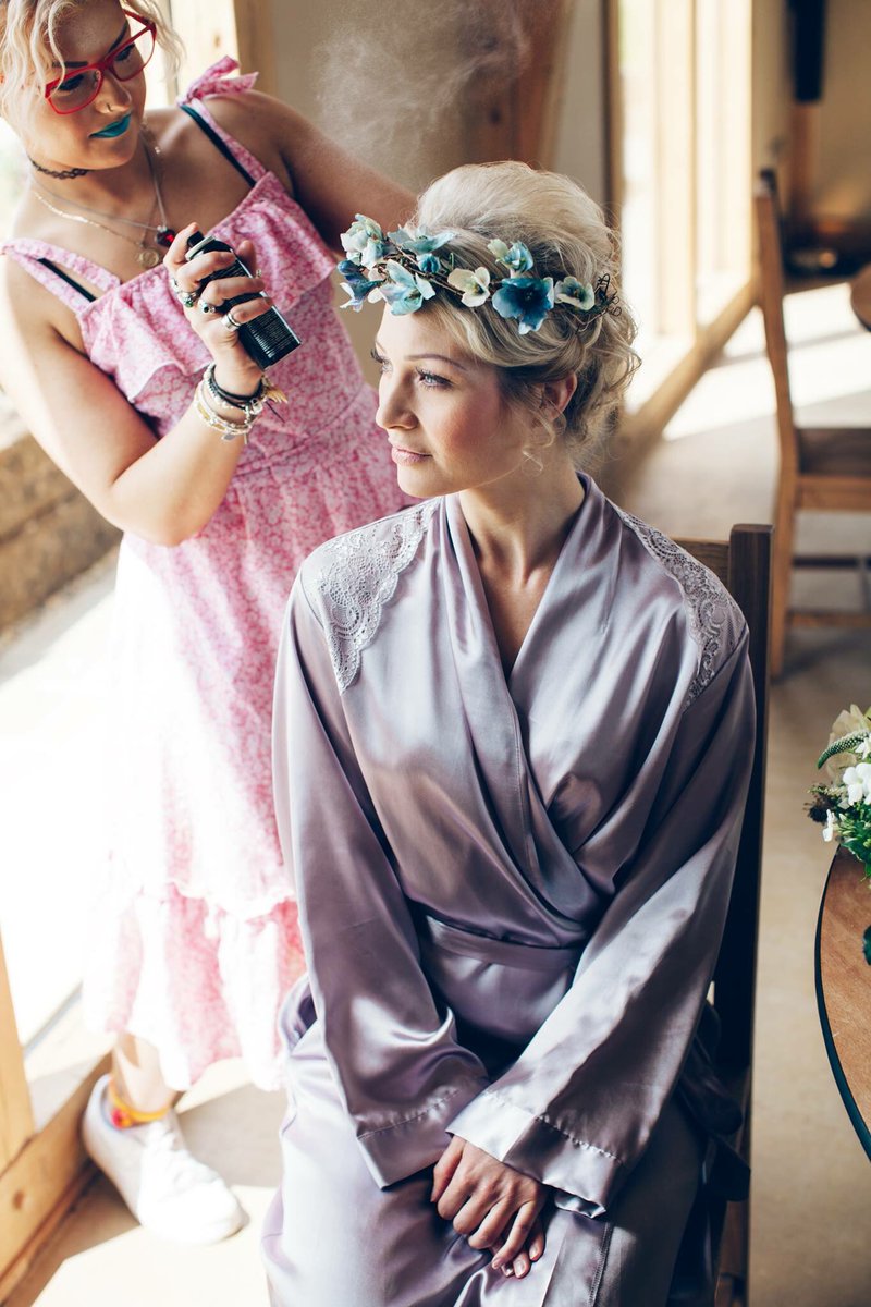 #bridalprep #northwaleswedding hair by @XpeacelVhippyX MUA @paintmebeaut headpiece @amyswanncakes @Honeybombbridal