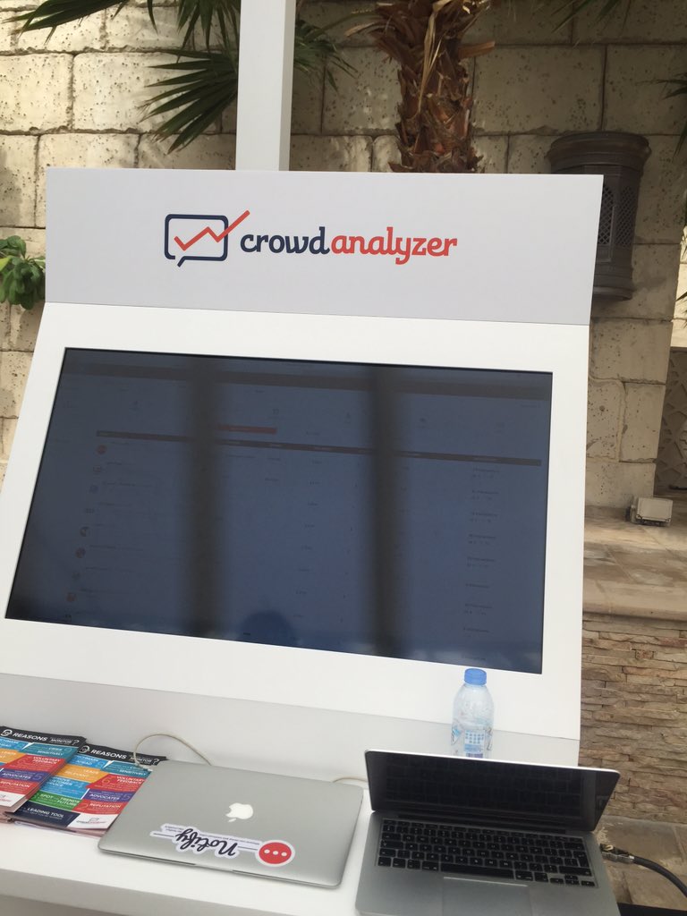 sally_arida's tweet image. #CrowdAnalyzer @ #DubaiLynx - analyzing social media platforms! #mktg225 #mktg227