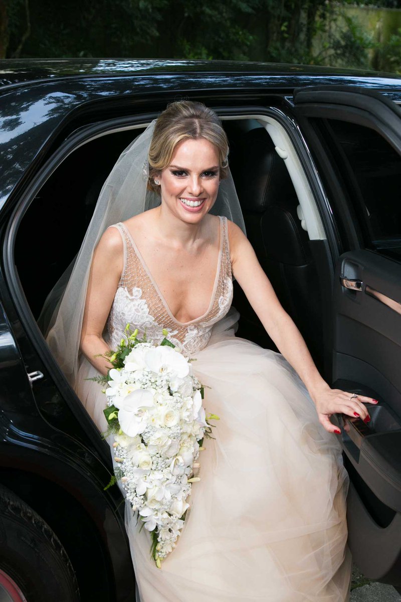 InbalDror's tweet photo. Brazilian #bride Luisa stunning in #InbalDror  #VeniceCollection  https://t.co/2wV5BKxmlW  https://t.co/aXCTOoekEL https://t.co/2xFEe560LR