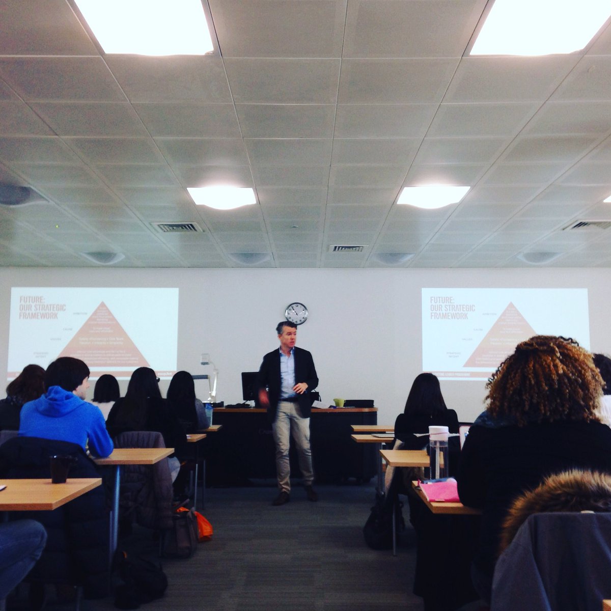 keithjmason's tweet photo. Peter Duffy of @easyJet talking marketing to MSc Air Transport Management students @CranfieldCATM @CranfieldUni https://t.co/RlSfbHYzrm