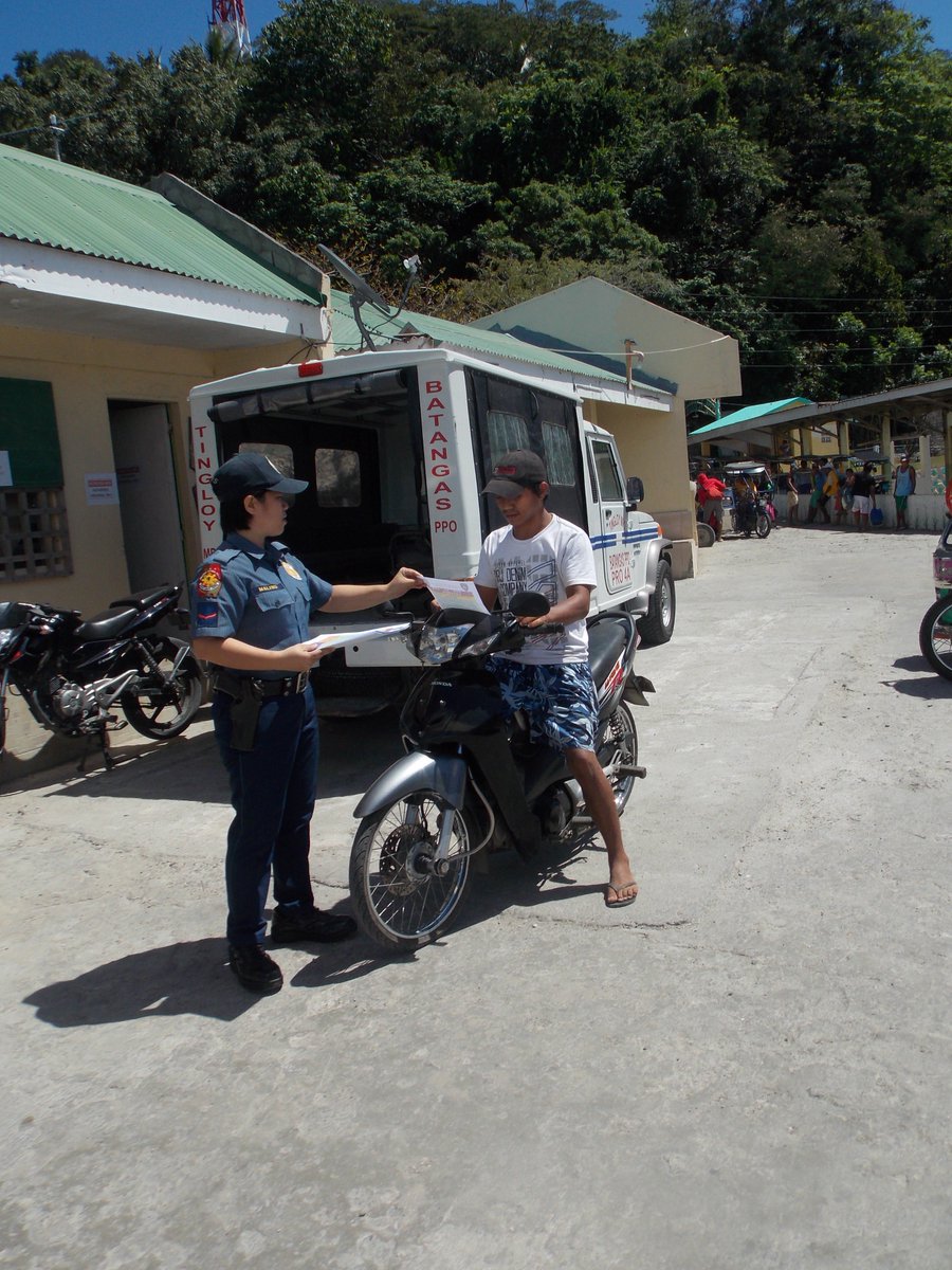 CachoDela's tweet photo. Distribution of crime prevention &amp; SAFE 2016 Flyers https://t.co/nZo1rQKpfE