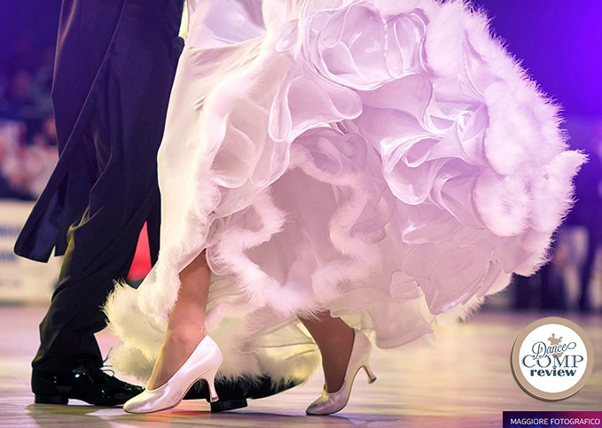dancecompreview's tweet photo. Redefining the Meaning of Ballroom Dance - https://t.co/EbxUMfbu1n
#dcr #dancecompreview https://t.co/RRlk3gar5z