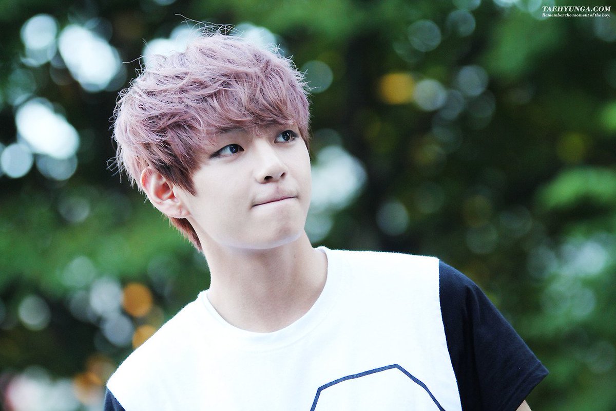 Bangtansonyeondan V Kim Taehyung 김태형 Bornon December 30 1995 In Seo District Daegu South Korea Position Vocalist T Co Qin4fpvbrf Bangtansonyeondan V Kim Taehyung 김태형 Bornon December 30 1995 In Seo District Daegu South Korea Position Vocalist T Co Qin4fpvbrf