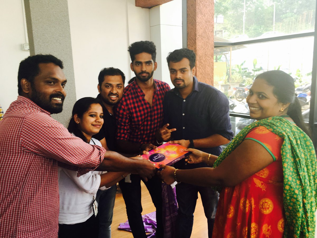 vijithkumarp's tweet photo. The winning team- braving challenges posed by femmes
#suyatitech #funfriday #womensdayspecial https://t.co/cgxswRwqTp