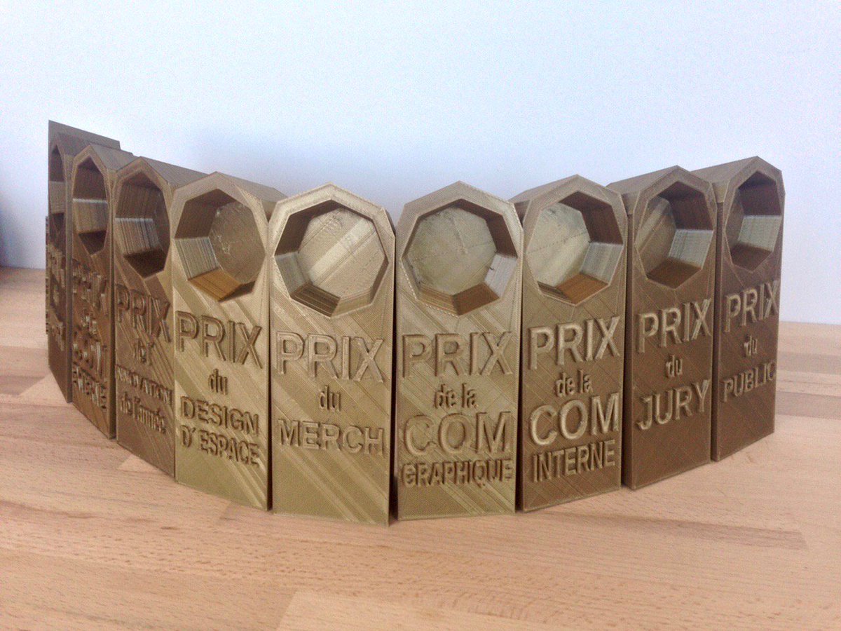 Dagoma3D's tweet photo. Demain au #salon @comenorday : remise de trophées imprimés en 3D par @DagomaFr ! #impression3D #récompenses https://t.co/6IwlTN0a4c
