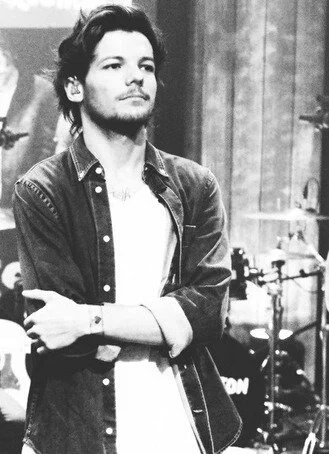 1D_5475287's tweet photo. MDS...ESSE SORRISO, ESSES OLHOS, ESSE HOMEM, ME MATA!
WAKE UP DIRECTIONERS
#VoteOneDirection #SupportToLouis #KCA https://t.co/7250uRFYlm