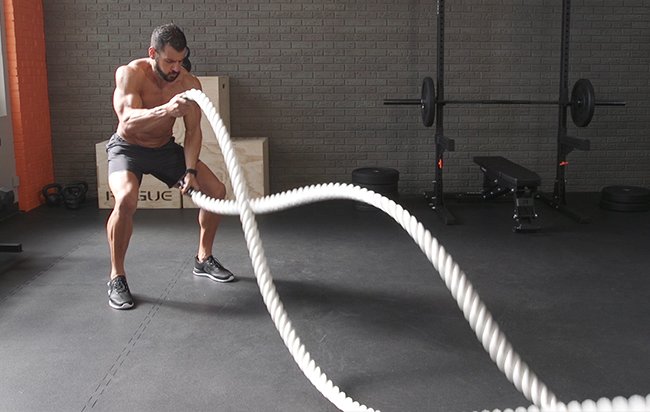 MensHealthMag's tweet photo. The cardio workout that gives you an epic arm pump: https://t.co/sk37fkkJB1 https://t.co/HsqP0VczF7