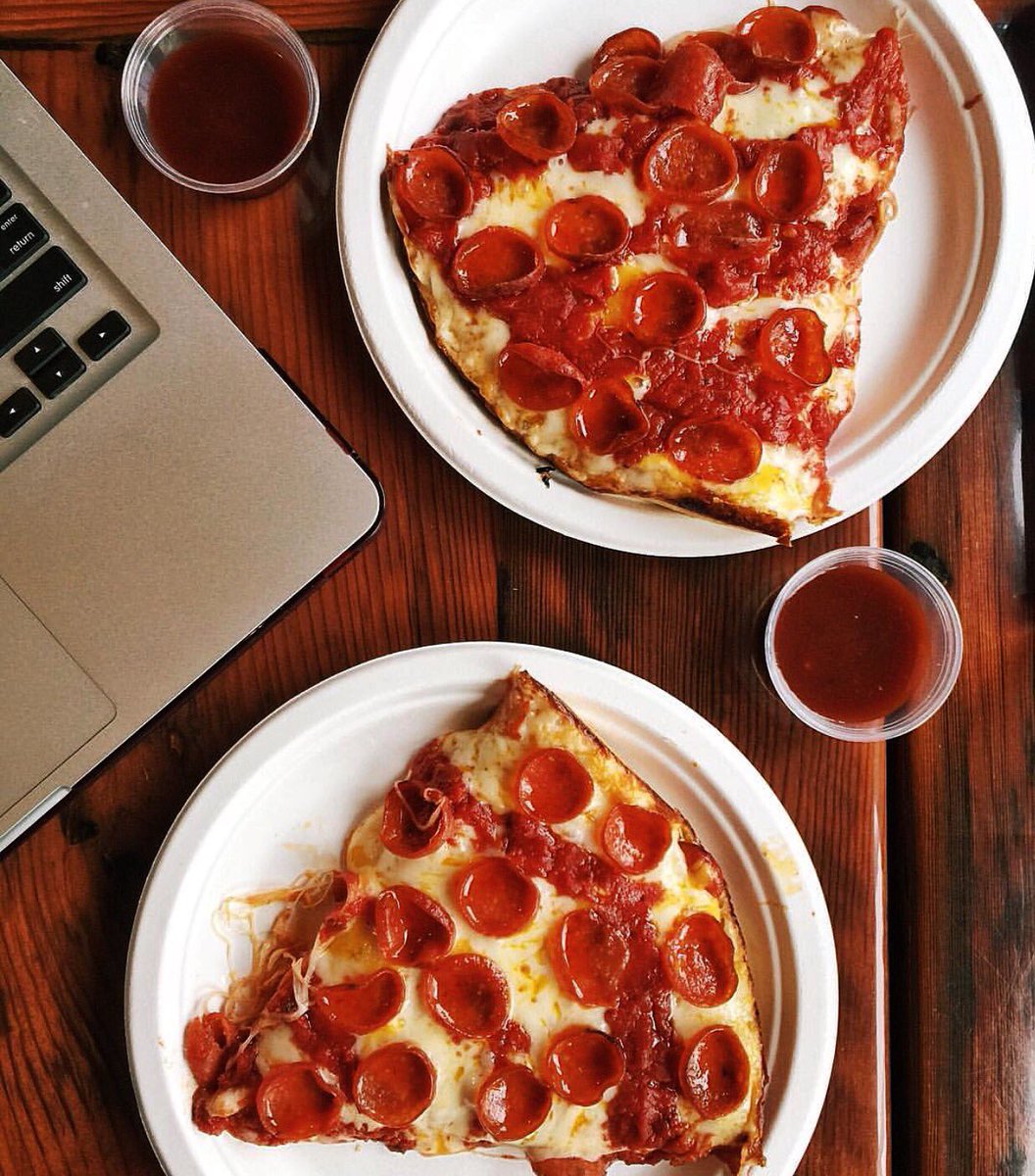 MBrewFerndale's tweet photo. It's #Pizza Monday at #MBrew! Buy one slice, get your second for $1. Photo credit: @ChowDownDetroitβπΌοΈ#Ferndale https://t.co/hwDPX0vqpc