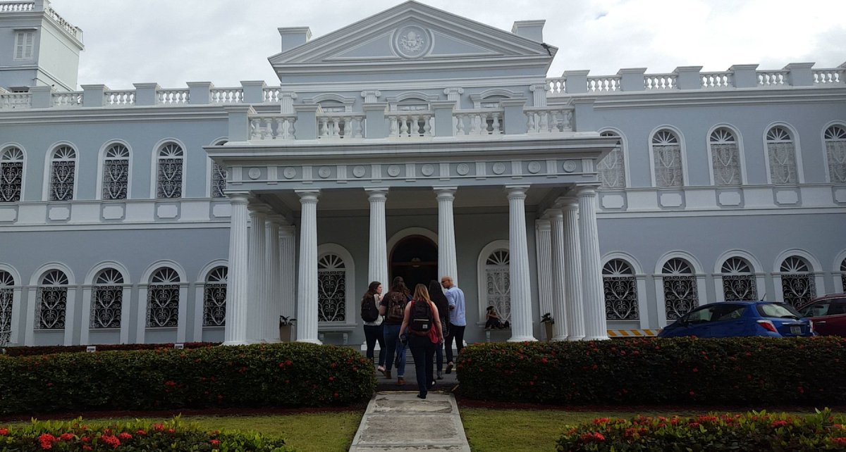 alissaovalle's tweet photo. Day 2 in #PR: Tour of @sagradoedu by Journalism Professor, Faculty Recruiter, & Sagrado Alumn @Boricuizzi #STARSinPR https://t.co/BP4gFbVXkp