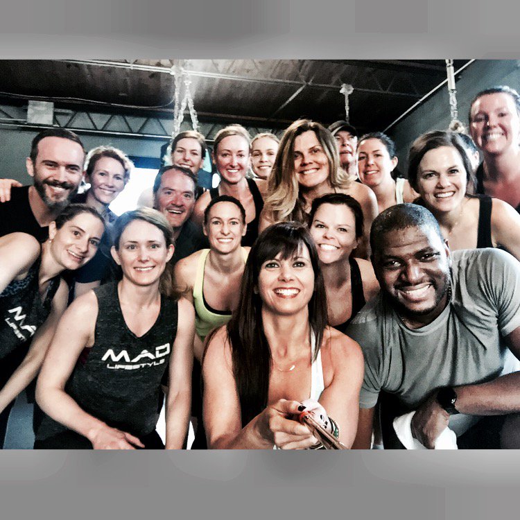 28toLIFE's tweet photo. @KissLauRen951 ✋ I can help you! Come work out with us! @MADabolic https://t.co/DWxQWMXin8