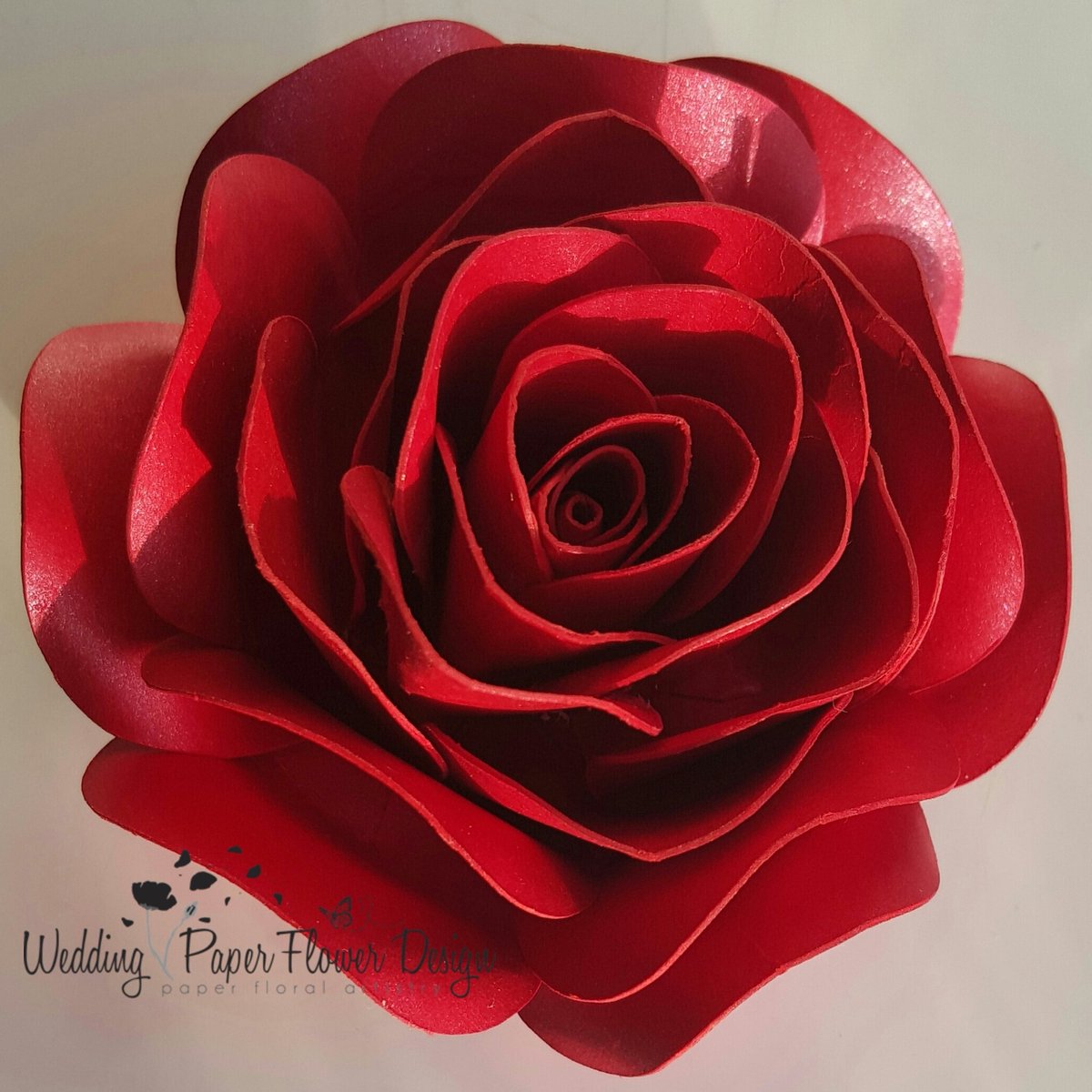WPFlowerDesign's tweet image. #roses #red #paperflowers #paperflowerwall #paperflowerbackdrop #paperflowerdecor #paperflowerslondon #decorations
