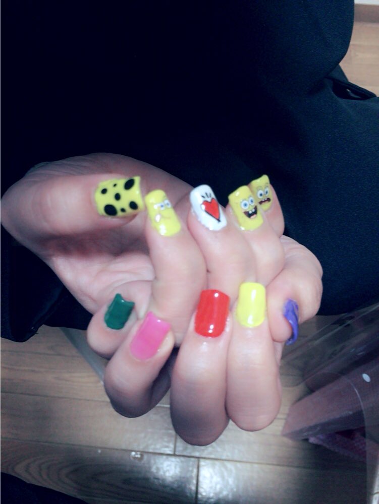 明日から韓国💓
からのももクロやから
ももクロネイル