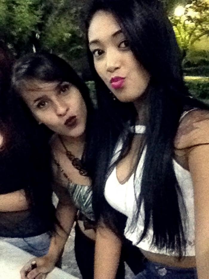 AlvesPaloma23's tweet photo. Miga sua locaaa #sobrefds haha https://t.co/VwOfot3kEy