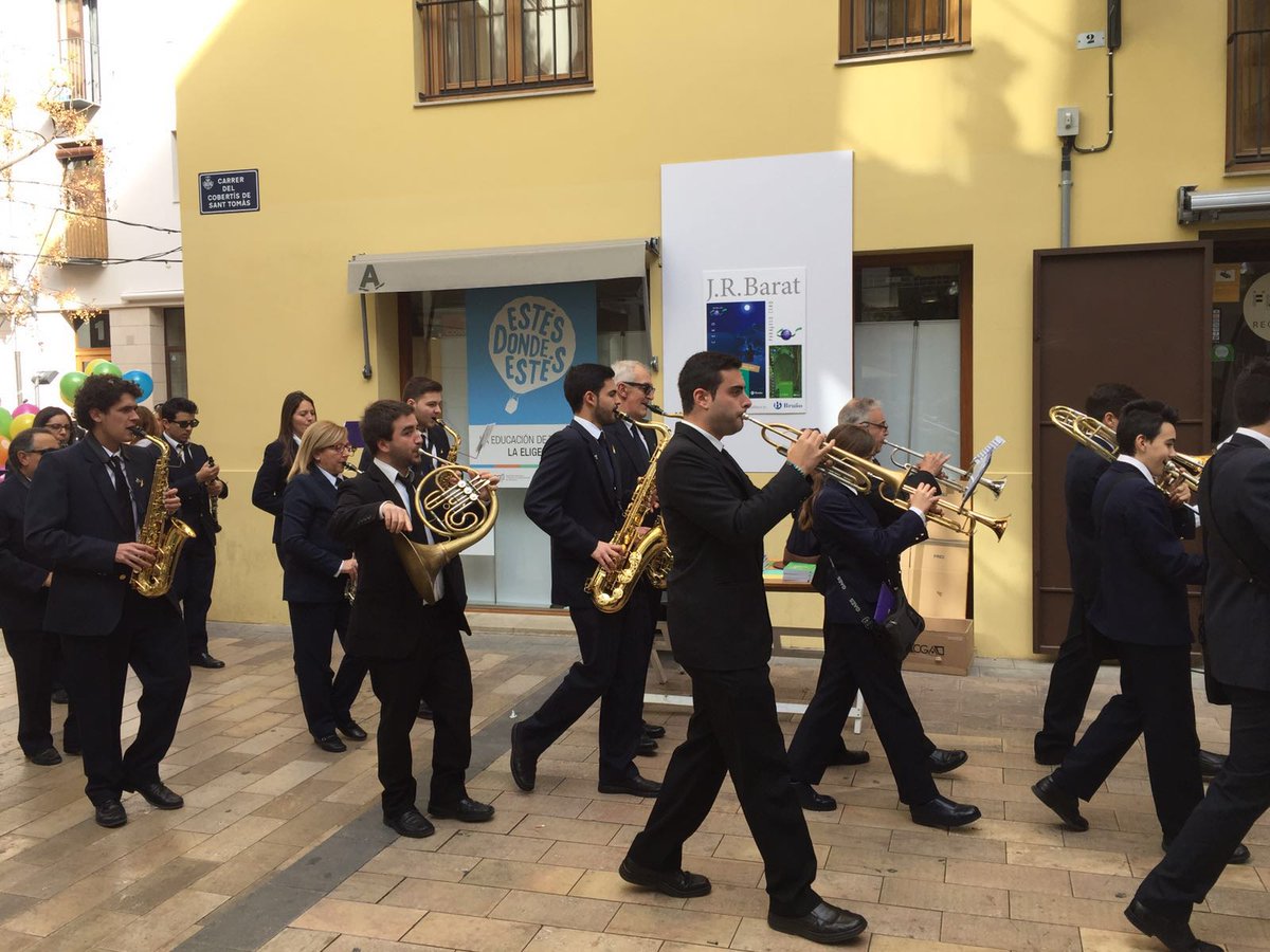 UMCHistoric's tweet photo. 28 de febrero completo de actos. Por la mañana desfile con @CECEducacion  en @mercadotapineria y por la tarde ensayo https://t.co/GnlzDIZcwP