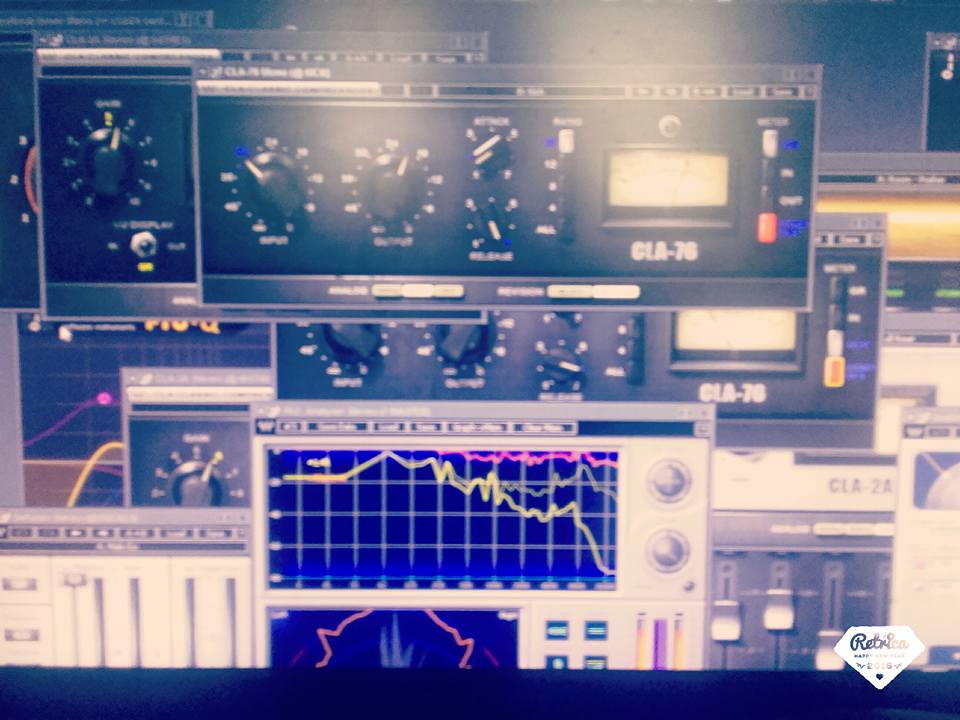 karnyvalis's tweet photo. #itmakesmecrazy Almost done! Stay tuned friends ;-) https://t.co/jEPHf7YzG4