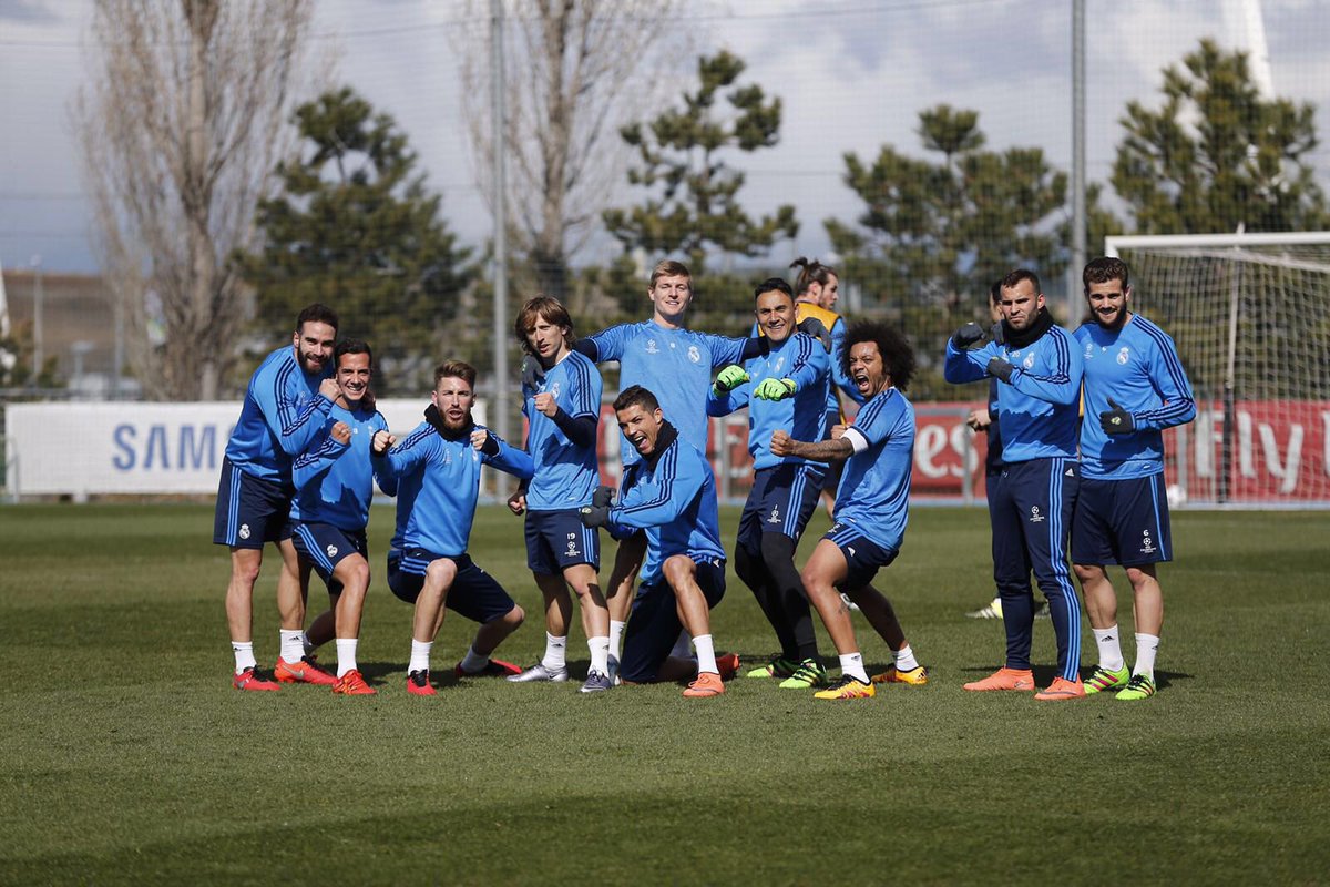 SergioRamos's tweet photo. Listos para la 'batalla'. ¡Vuelve la Champions!/Ready for the 'battle'. The #UCL is back! Let's go! #HalaMadrid https://t.co/fgwJ4iZlwh