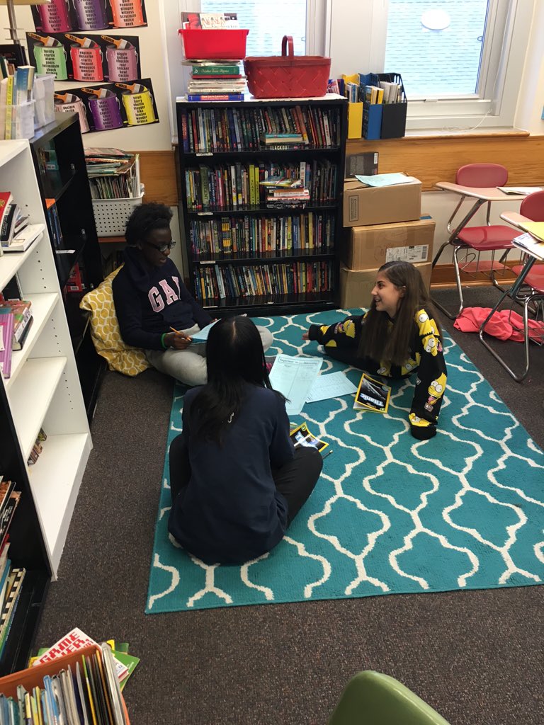 MrsEdwardsELA's tweet photo. Lit circles are fun! Great discussions going on here in @FranksEnglish8 about our findings regarding the Titanic! https://t.co/GoXTZbzamA