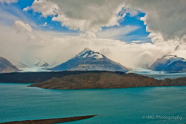 TurxArg's tweet photo. Turismo al natural en El Calafate https://t.co/axeppB119F https://t.co/usBtjtuPNg