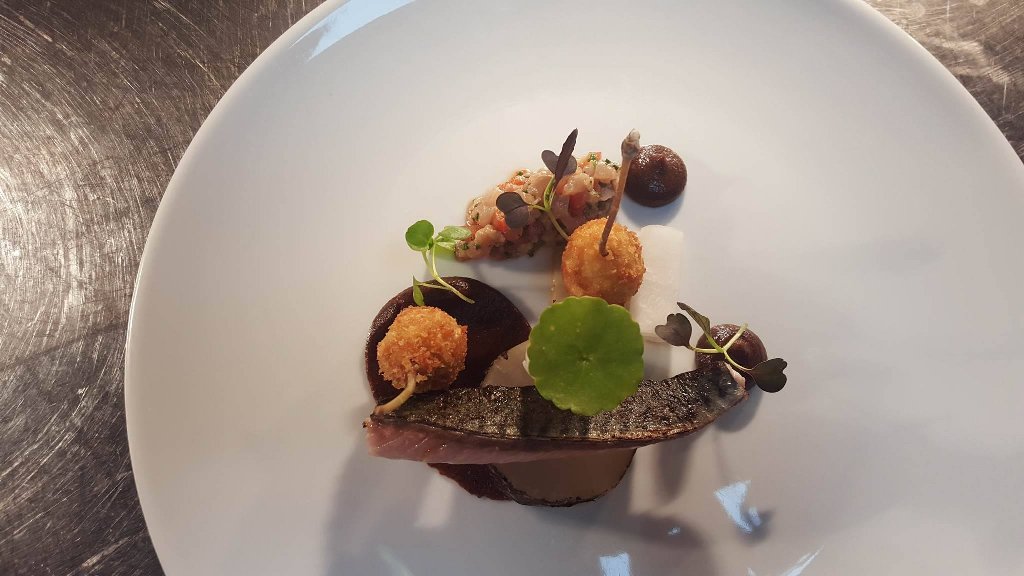 chefAJH's tweet photo. New mackerel dish on tonight @Harbour_Hotels st Ives..... https://t.co/BLH9nDoUAc