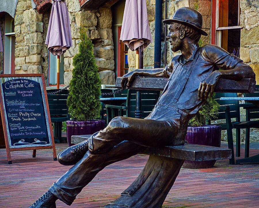DanHarrisSteak's tweet photo. The historical Dirty Dan Harris bench right here in Fairhaven. Come by for a bite to eat! Opening at 5 PM daily. https://t.co/ZEKAYWx7LW