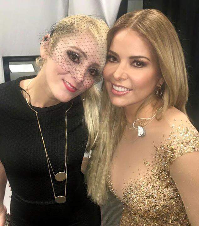 FansTrevianos's tweet photo. @MrssGloria  Hermosa Siempre 😍😍😍 https://t.co/VTPqbrhM7X