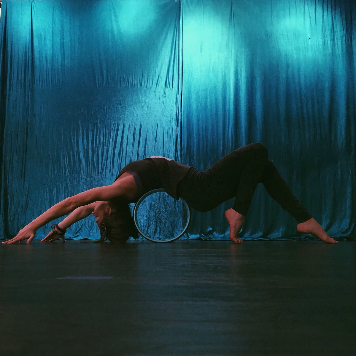 CollegeGreenMag's tweet photo. Seeing Yoga Through the Eyes of a Young Teacher- An Interview with Ashleigh Vale- https://t.co/mq1j0p9ToE https://t.co/MJ4R2pdhp8